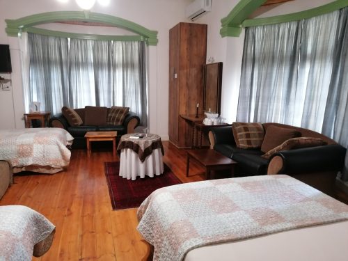 Room 4 - Ebenezer Guesthouse Bathroom