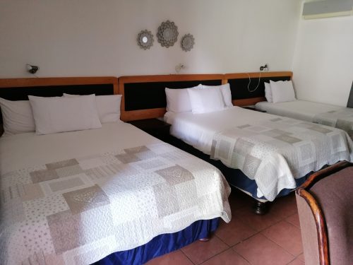 Room 9 - 5 Sleeper - Ebenezer Guesthouse